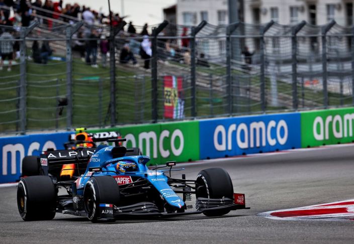 Domingo en Rusia - Alpine: Alonso vuelve a mostrar su magia