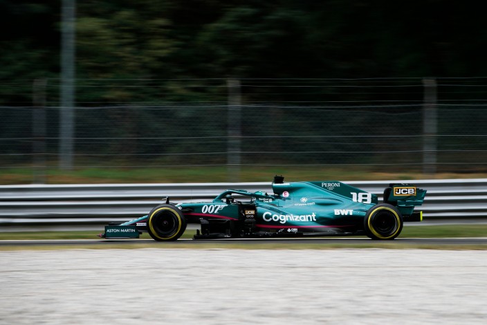 Viernes en Italia - Aston Martin