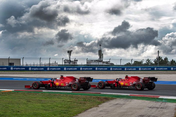 Sábado en Turquía - Ferrari hace trabajo de equipo y Leclerc saldrá tercero