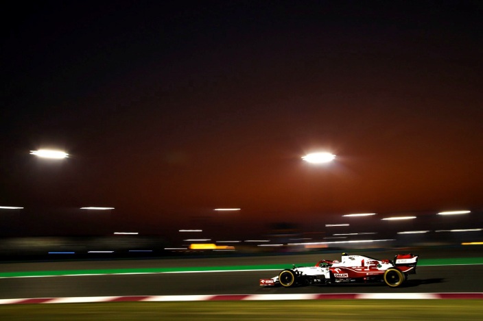 Viernes en Qatar - Alfa Romeo, satisfechos pese a los tiempos mediocres