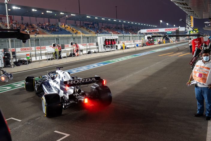 Viernes en Qatar - Alpha Tauri se mete en el Top 10 de los tiempos