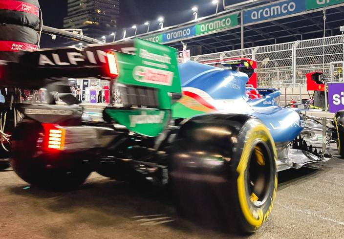 Sábado en Arabia Saudí - Alpine se desinfla en clasificación