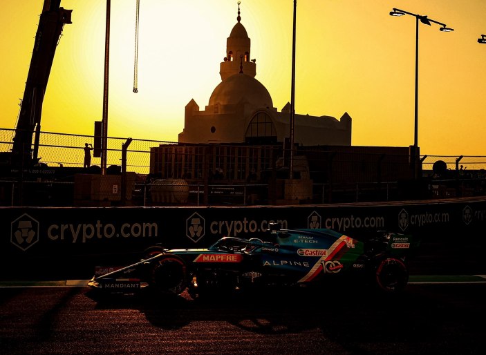 Viernes en Arabia Saudí - Alpine evoluciona durante la jornada