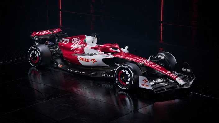 OFICIAL: Así es el nuevo Alfa Romeo C42