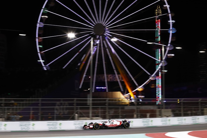 Viernes en Arabia Saudí – Haas vuelve a sufrir problemas