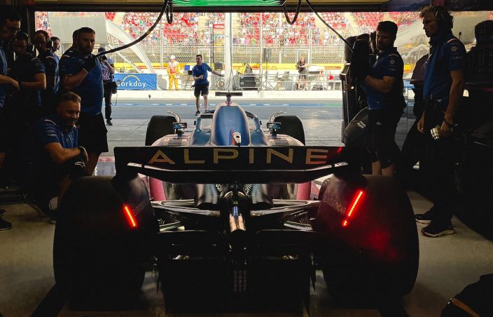 Viernes en España - Alpine: Alonso se siente 'como en casa'