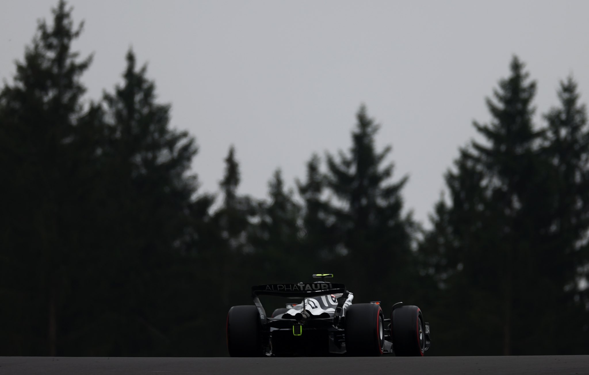 Sábado en Bélgica – AlphaTauri se beneficia de las sanciones en Spa