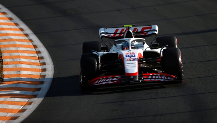 Viernes en los Países Bajos - Haas no destaca pero promete guerra