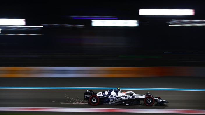 Domingo en Abu Dabi - AlphaTauri