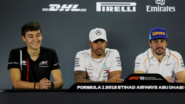 Russell compara su relación con Hamilton con la de Alonso en 2007: "Lewis está en una parte más avanzada de su carrera y yo estoy al comienzo de la mía"