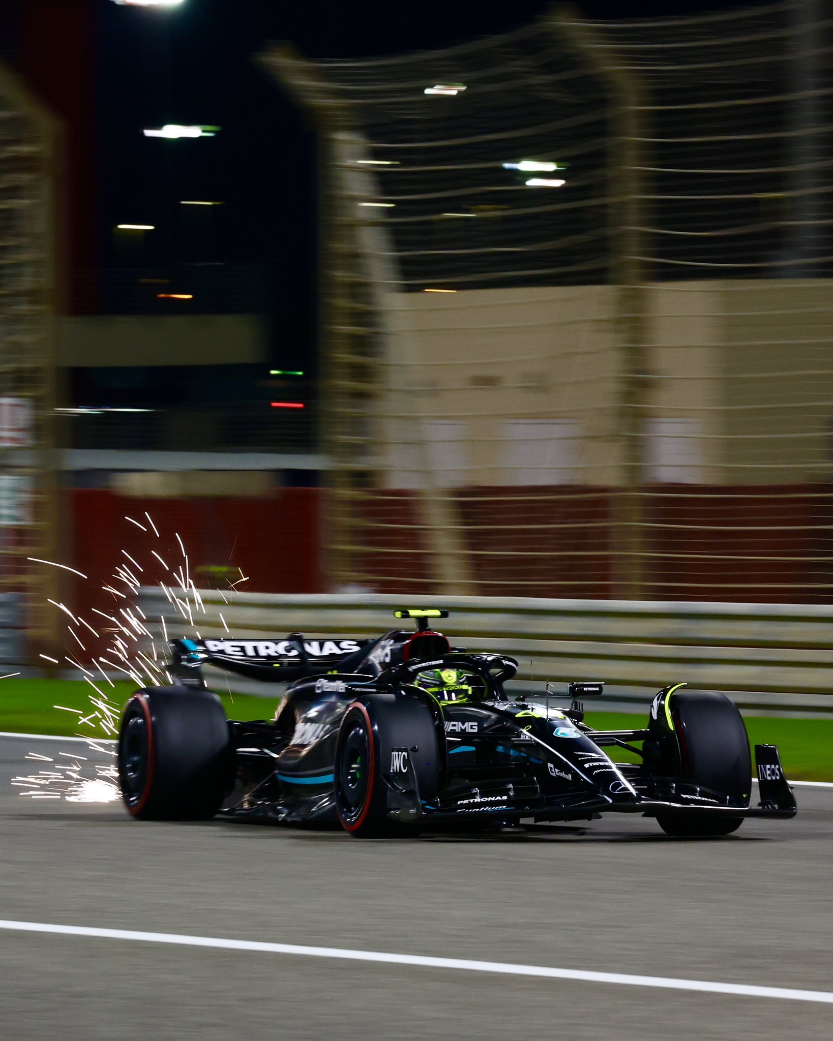 Domingo en Baréin - Mercedes decepciona