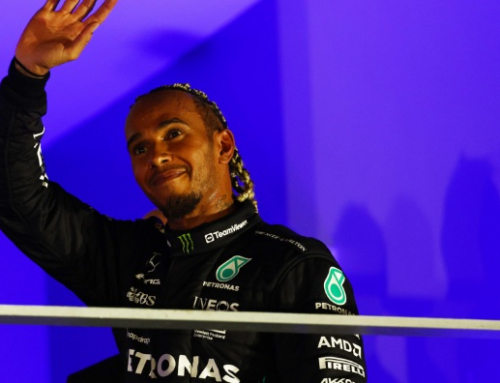 Hamilton: “Creo que, si Red Bull no está 30 segundos por delante, entonces algo está pasando”