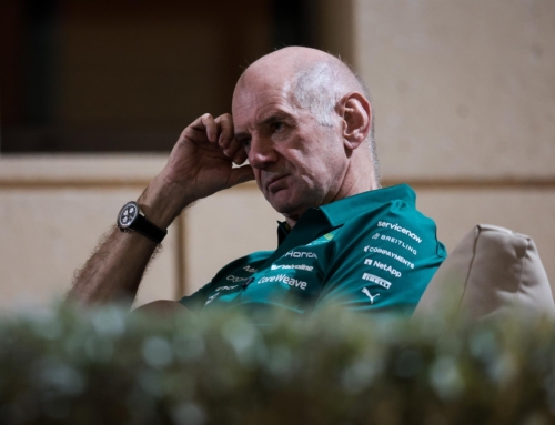 Newey: “Alonso no puede dar más de 25 vueltas sin arriesgarse a sufrir daños en las manos”